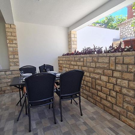 Apartman "Flower Garden" Razanac Ngoại thất bức ảnh